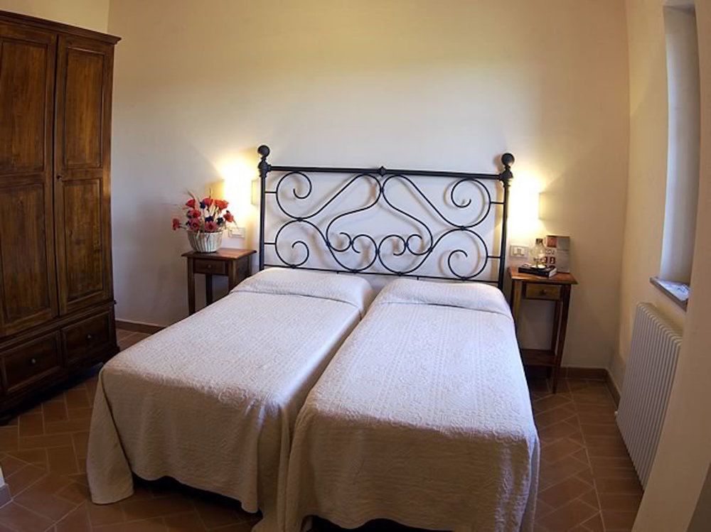 Agriturismo Castagna Alta Valfabbrica Exterior photo